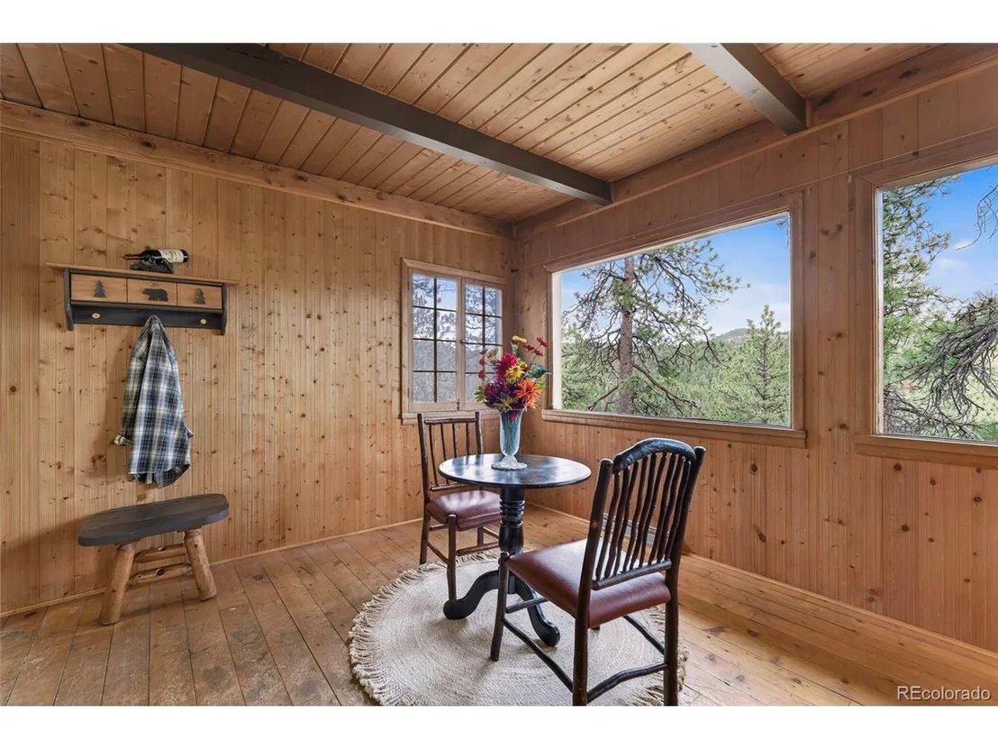 Photo of 354 Mesa Dr