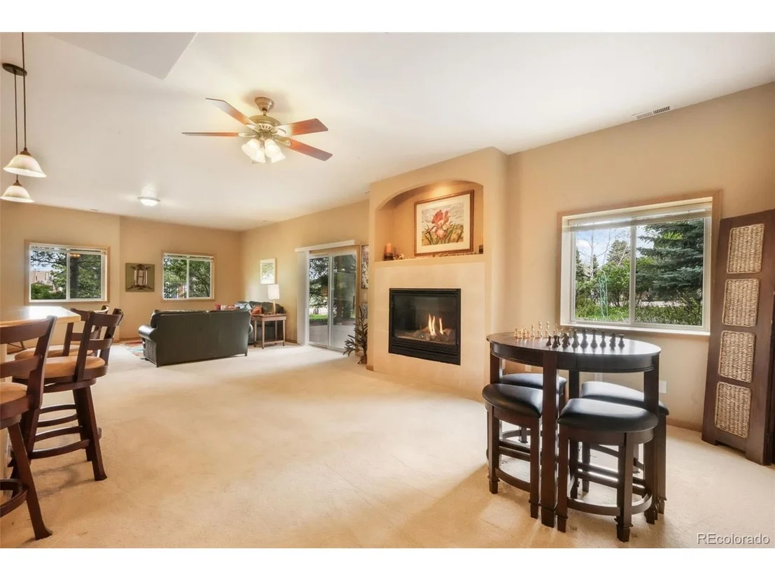 Photo of 1590 Longview Cir