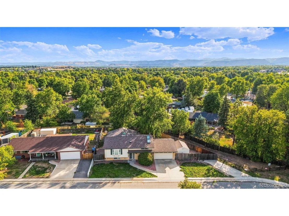 Photo of 6459 Iris St