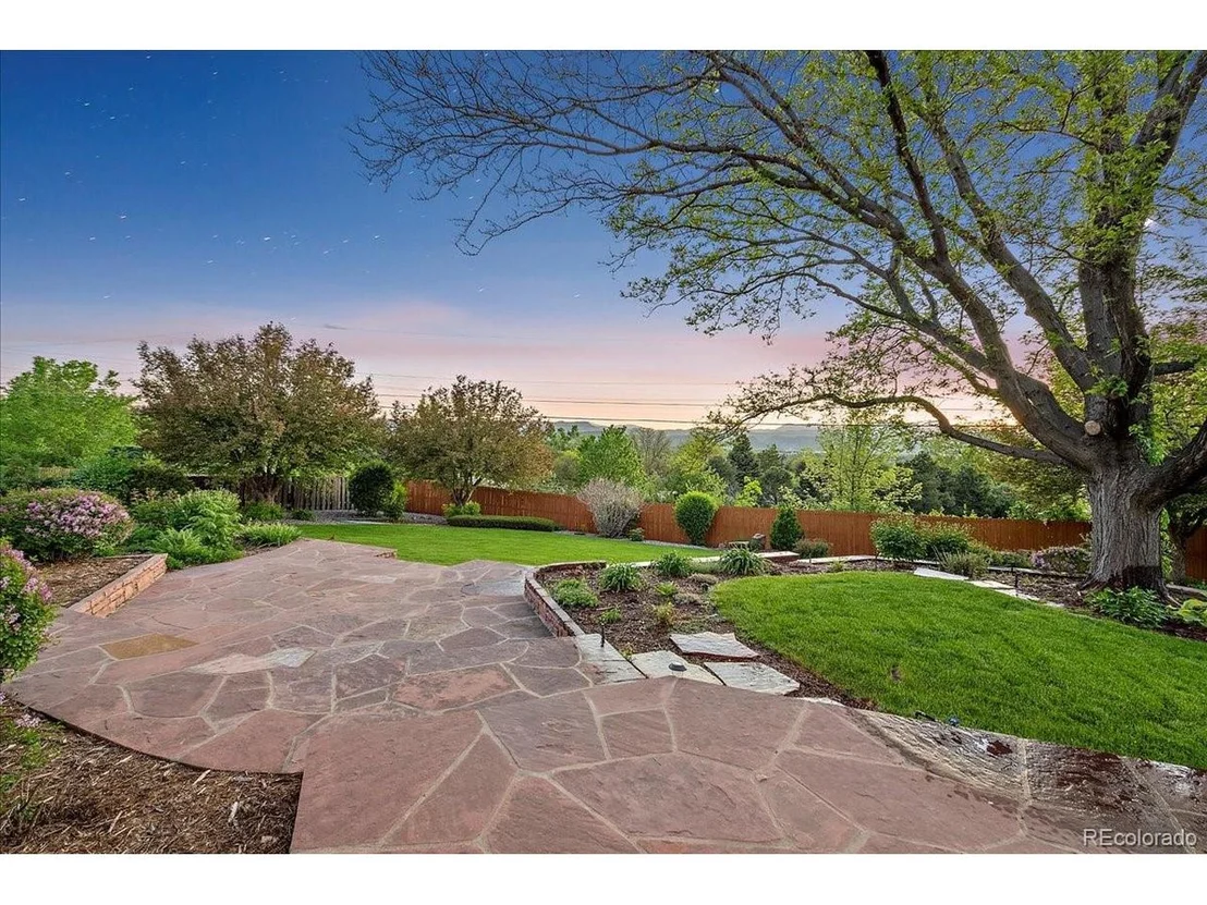 Photo of 35 Skyline Dr