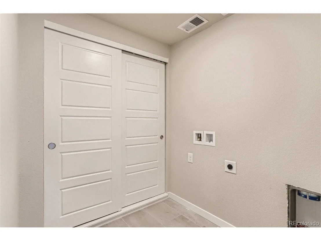 Photo of Unit 1209 at 487 Interlocken Blvd
