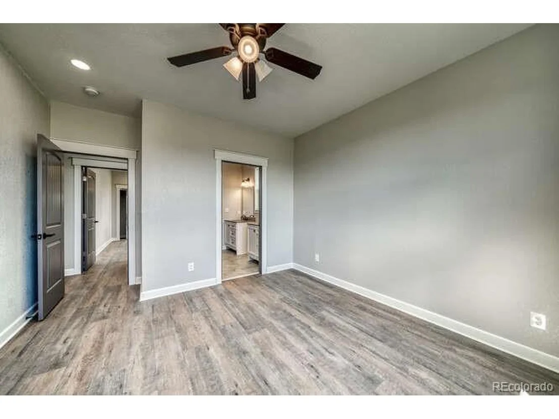 Photo of 8050 Windmill Ln