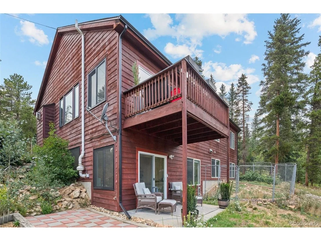 Photo of 424 W Dory Way