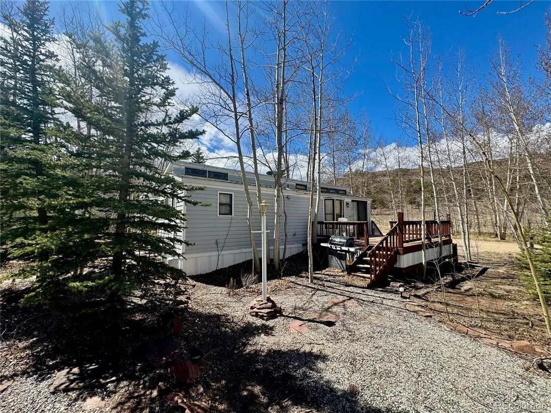 Photo of 425 Depot Dr