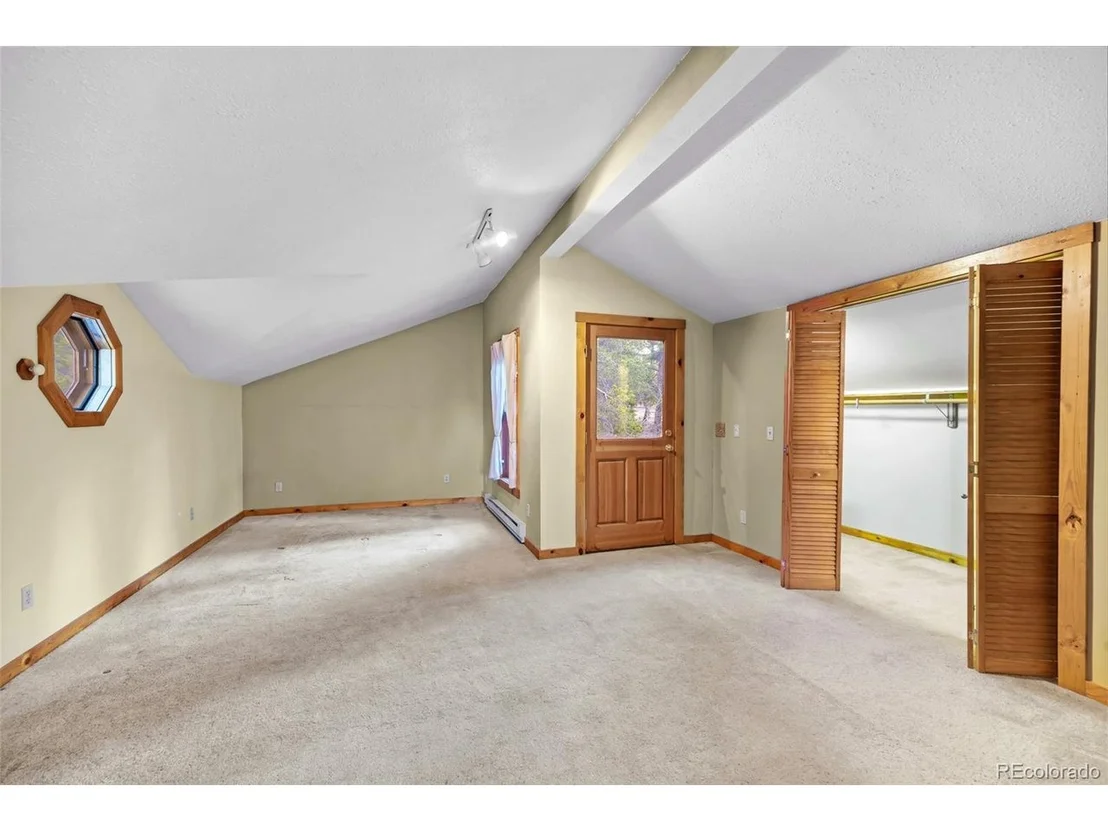 Photo of 1305 Lakeside Dr