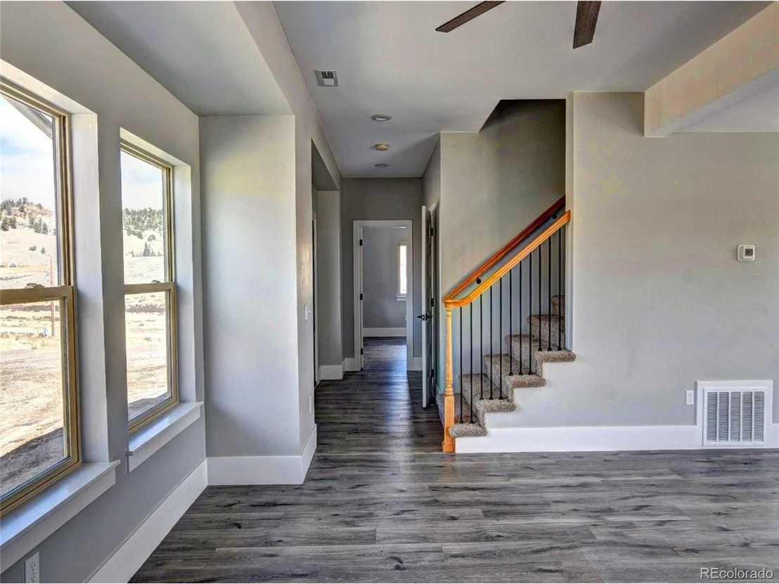 Photo of 2339 Arrowhead Dr