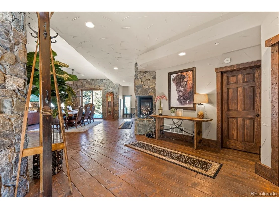 Photo of 142 Outpost Ln