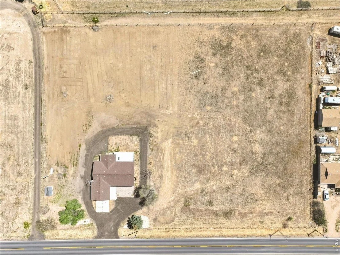 Photo of 38398 County Road 33