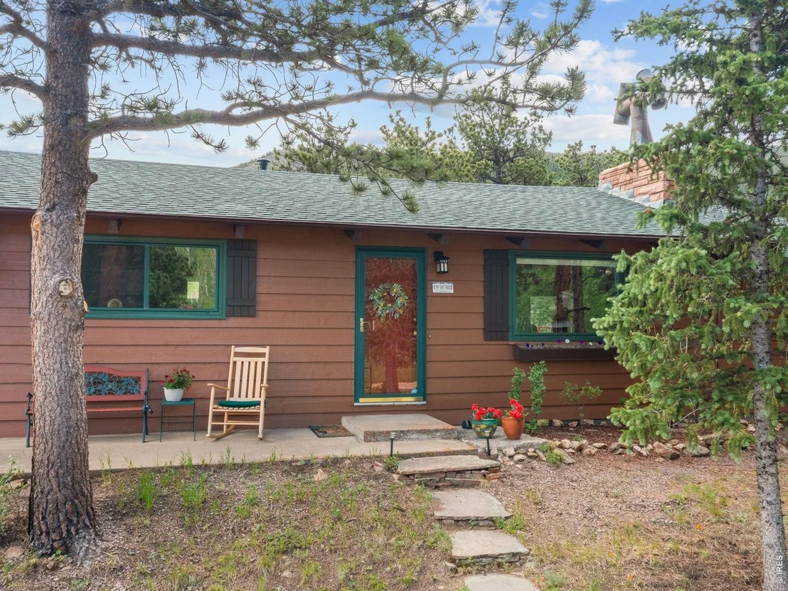 Photo of 839 Ski Rd