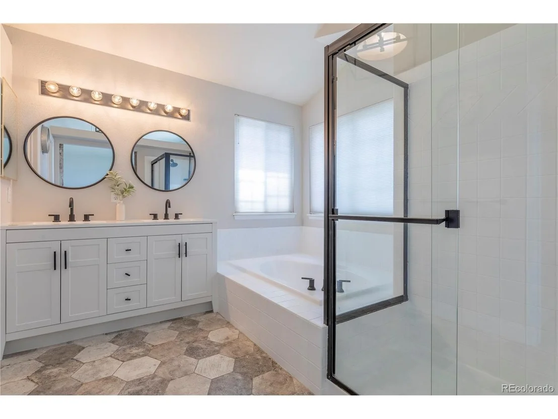 Photo of 7501 La Quinta Cv