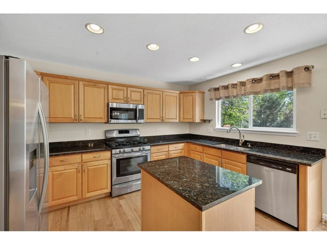 Photo of 1106 Button Rock Dr