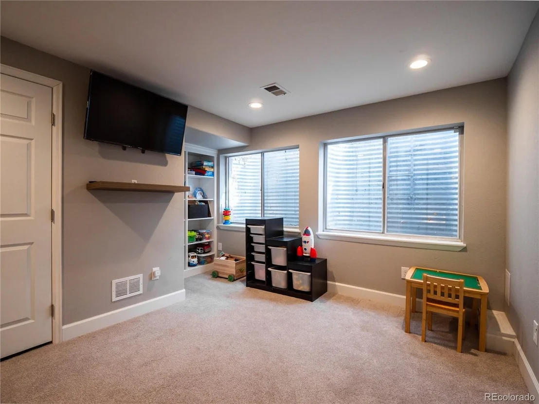 Photo of 3907 Aldenbridge Cir