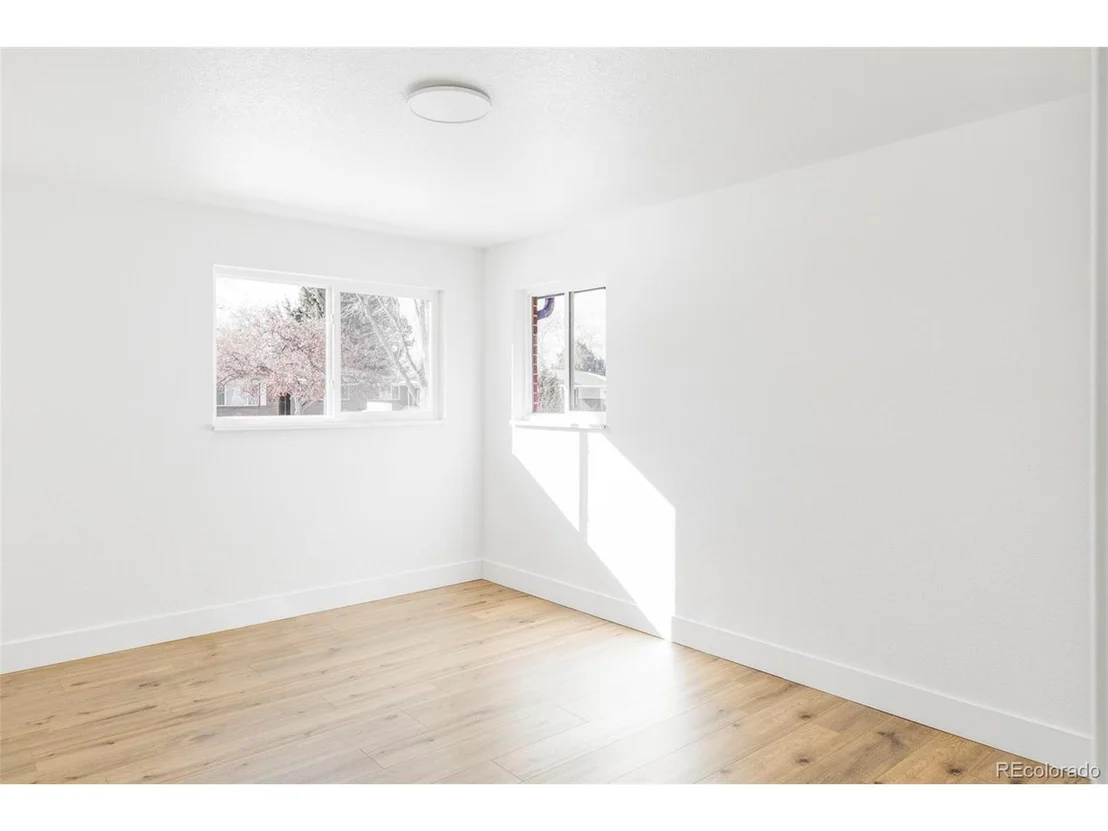 Photo of 42 Princeton Cir
