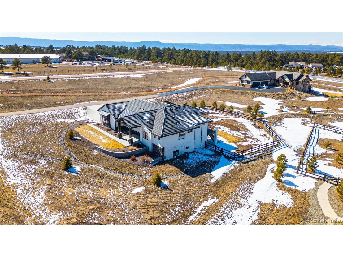Photo of 3726 Pinehurst Cir