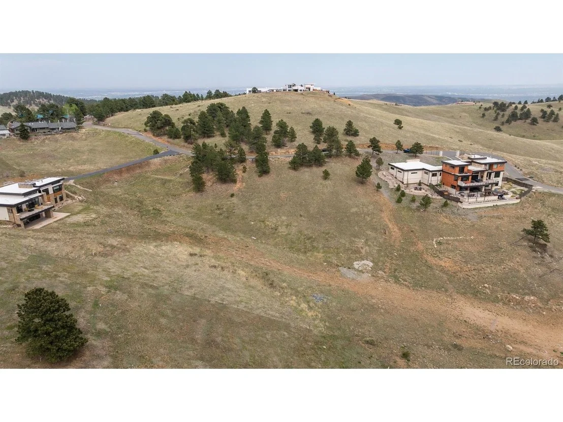 Photo of 455 Strada Rossa Rd