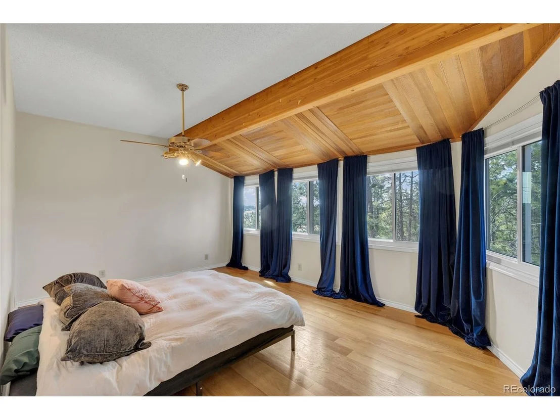 Photo of 9805 Deerfield Rd