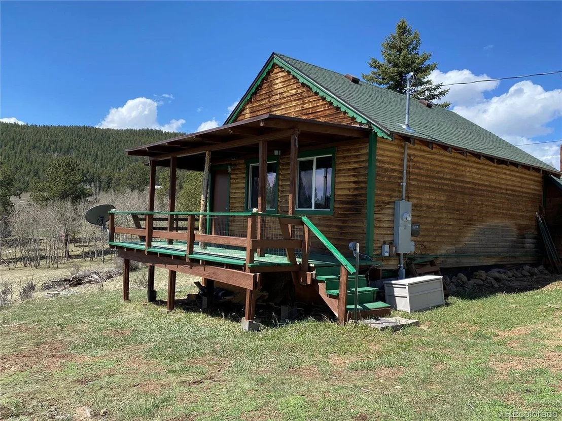 Photo of 70 Fawn Dr