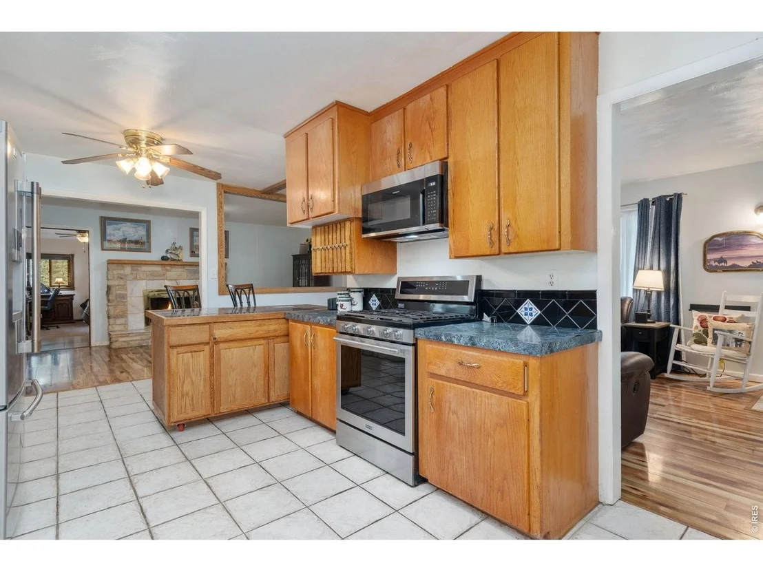 Photo of 335 Mountain View Dr