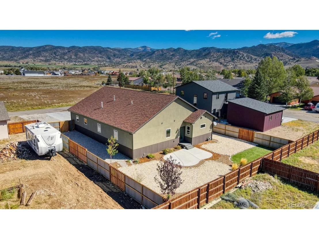 Photo of 7547 County Road 141