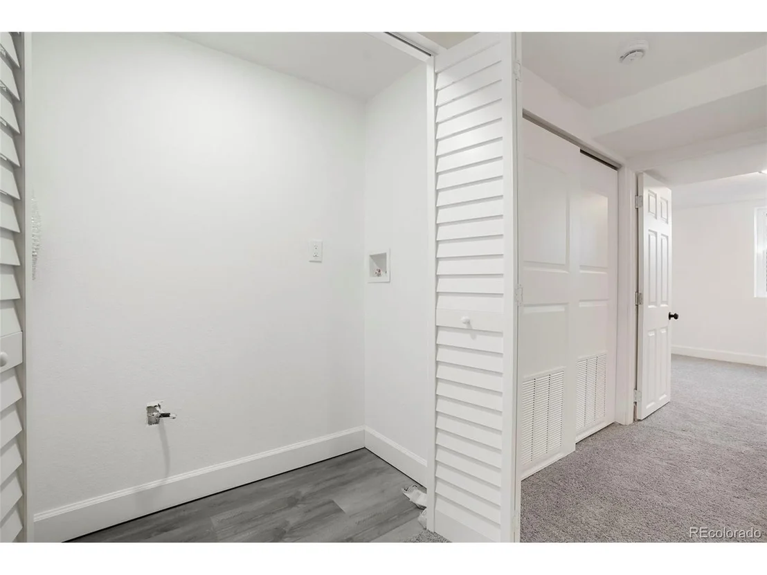 Photo of 7956 Joan Dr