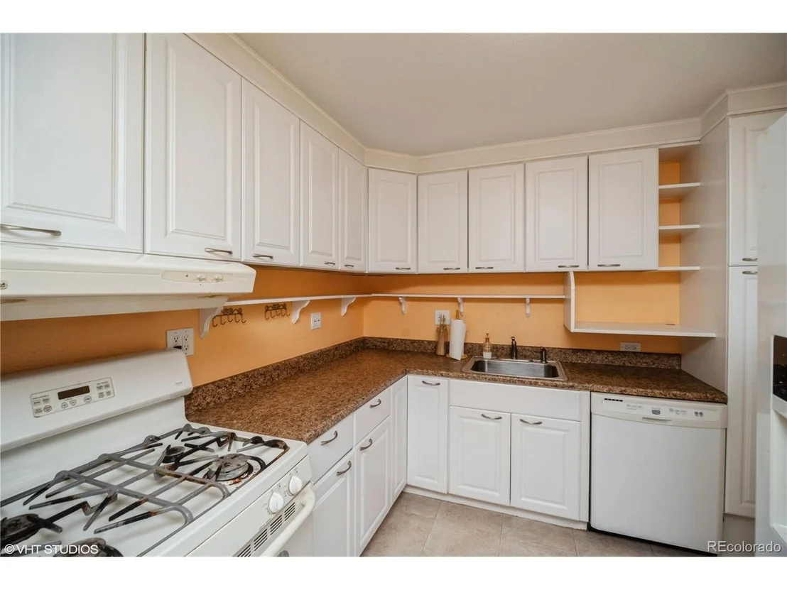 Photo of 360 Elm Ave