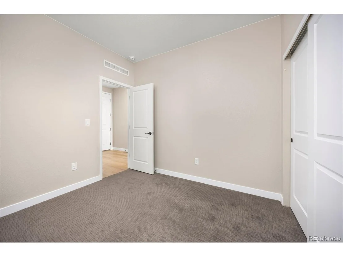 Photo of 5426 Riverbend Ave