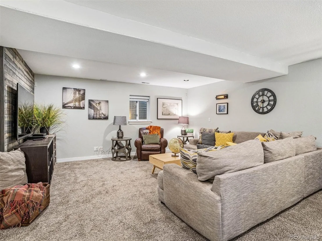 Photo of 755 Bedivere Cir