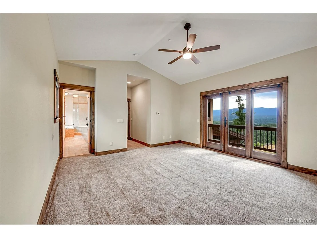 Photo of 33530 Mount Wilson Trl