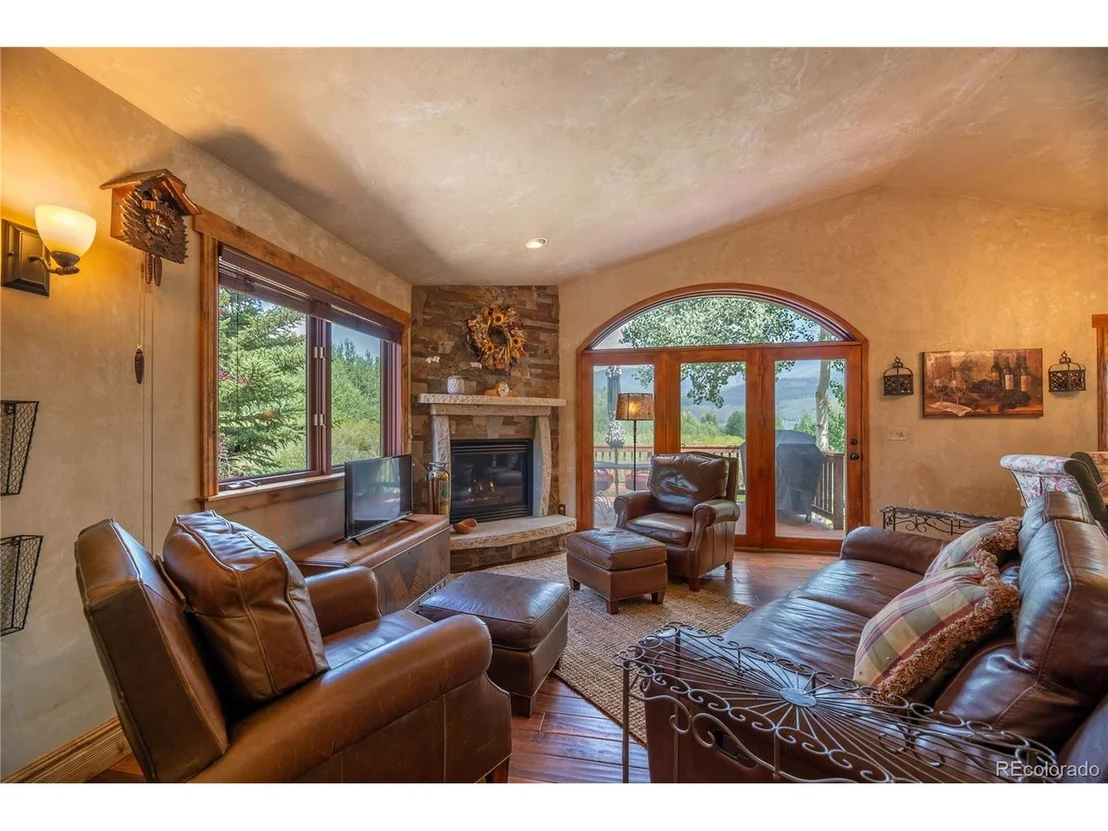 Photo of 432 Bighorn Cir