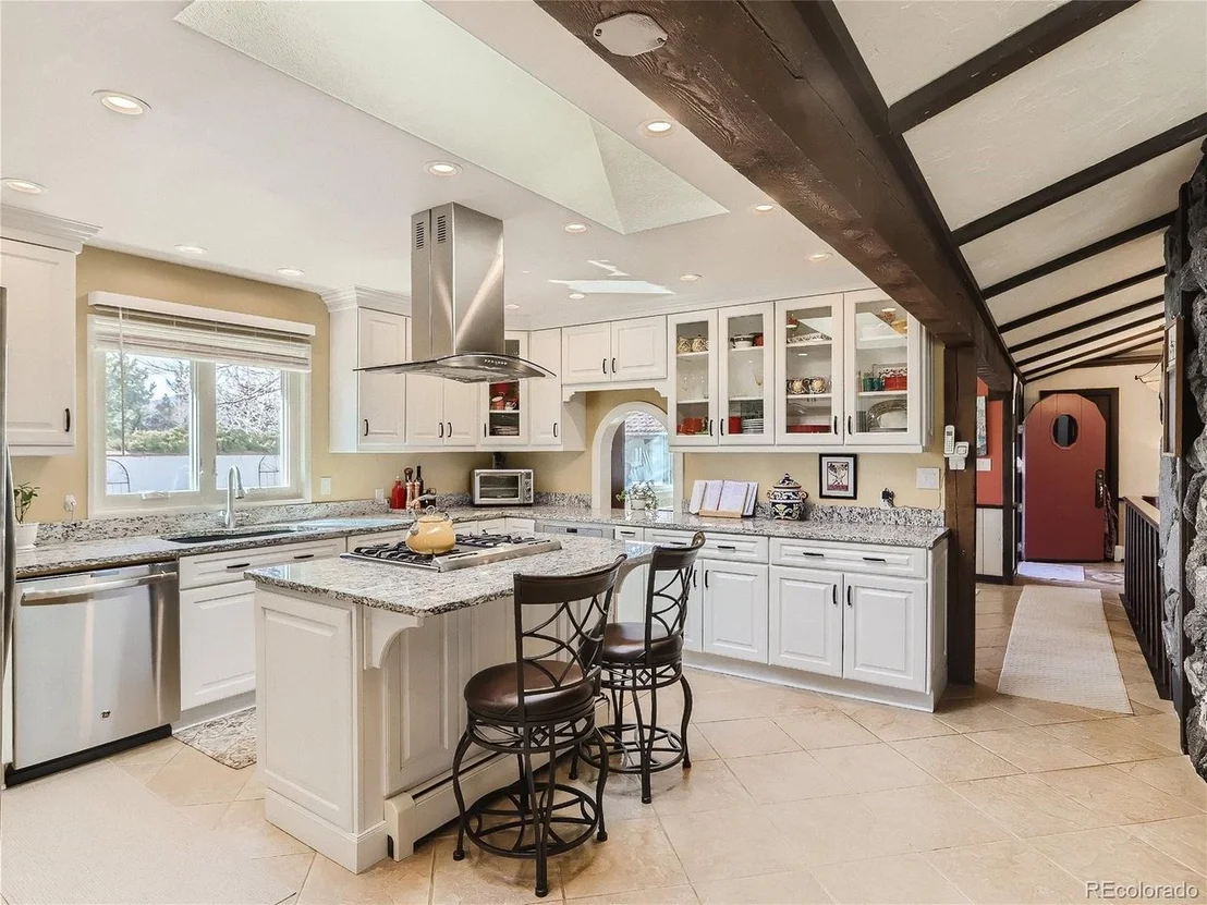 Photo of 7218 Cardinal Ln
