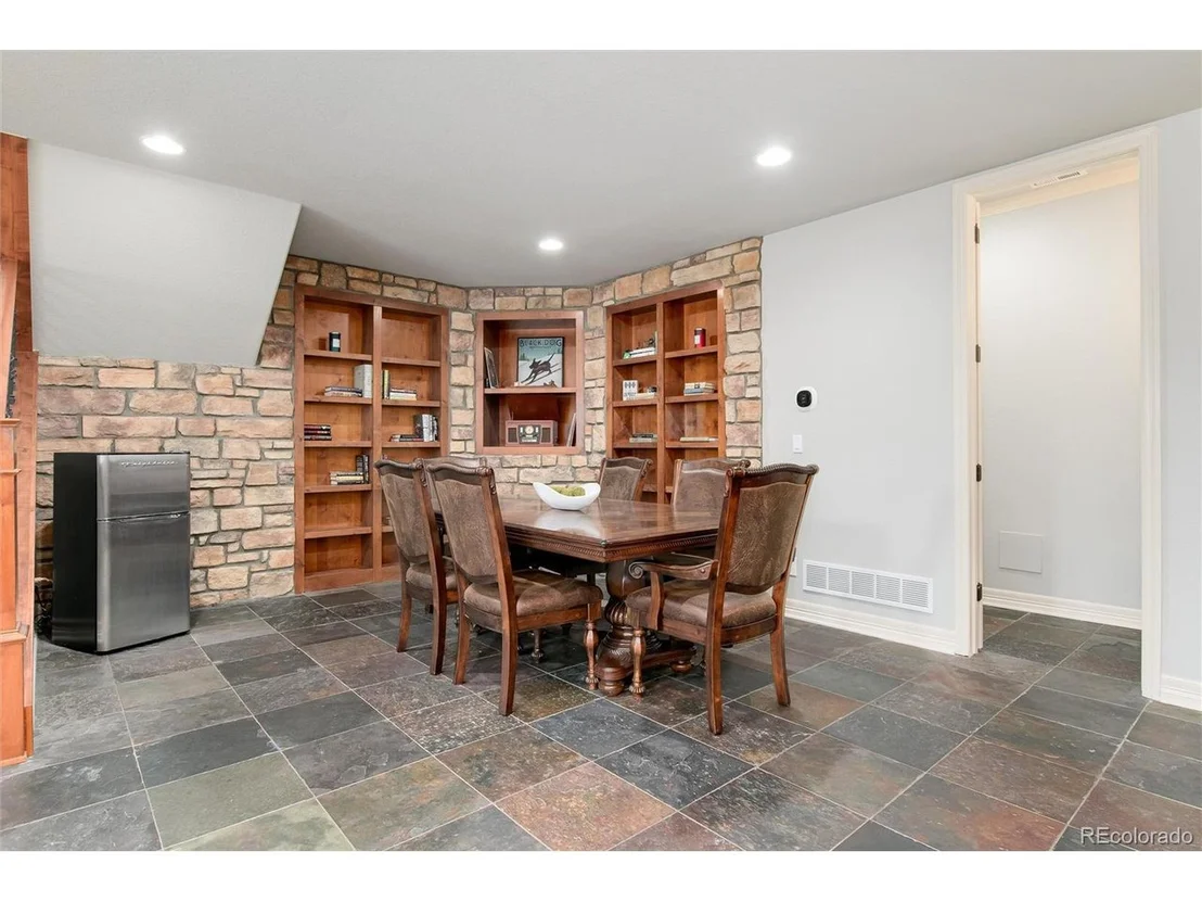 Photo of 7410 Cameron Dr
