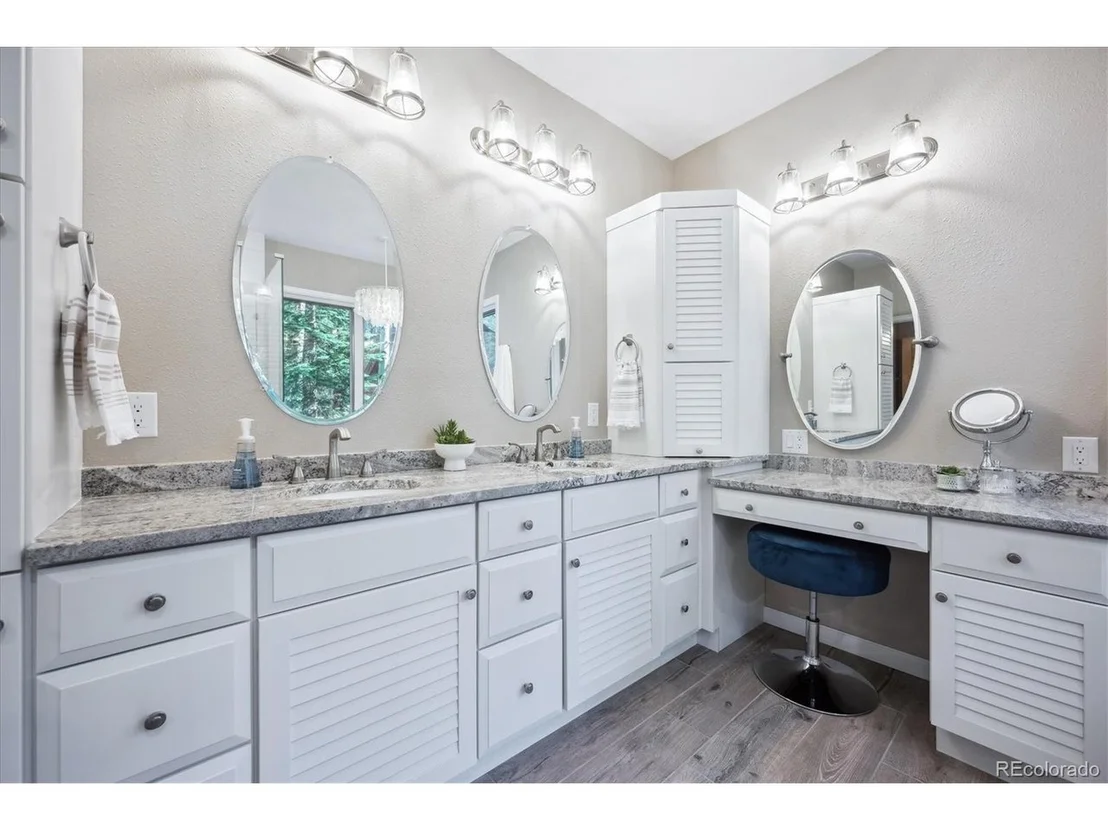 Photo of 8754 Carol Ln