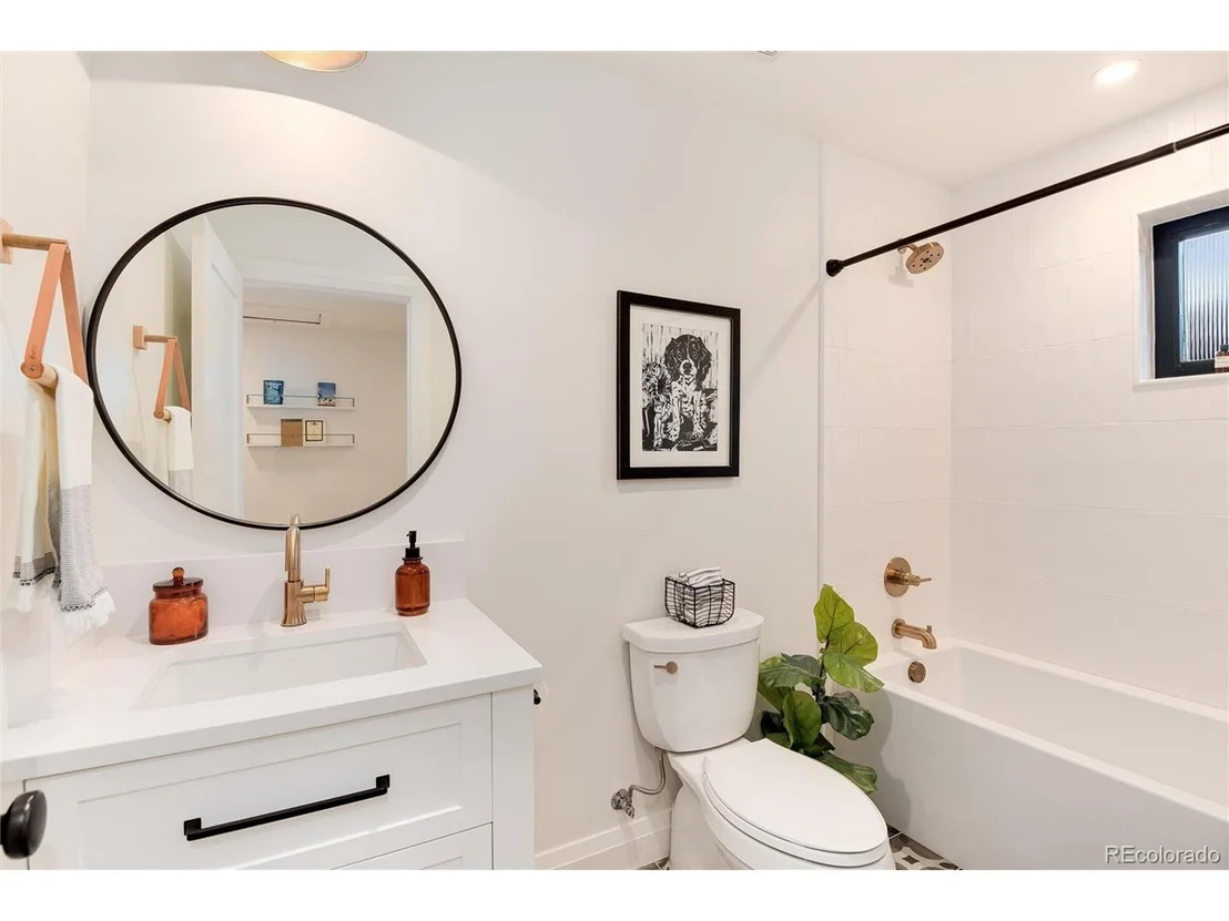 Photo of 655 Jersey St