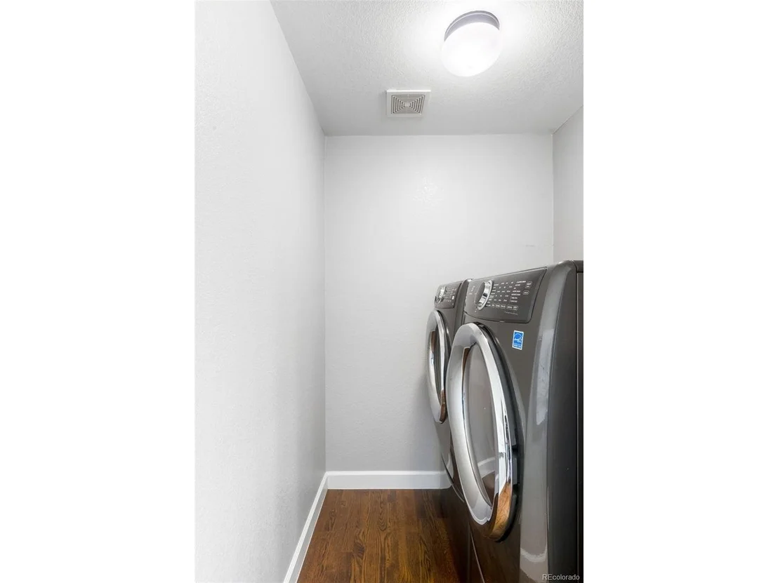 Photo of 5581 Hudson Cir
