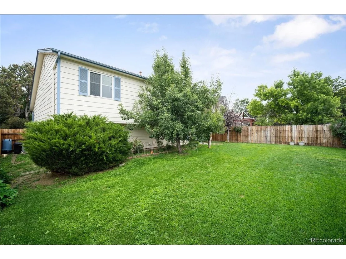 Photo of 16238 E Exposition Dr