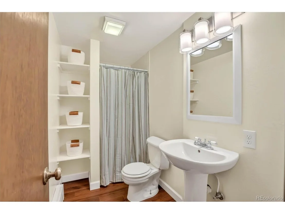 Photo of 243 Dawson Dr