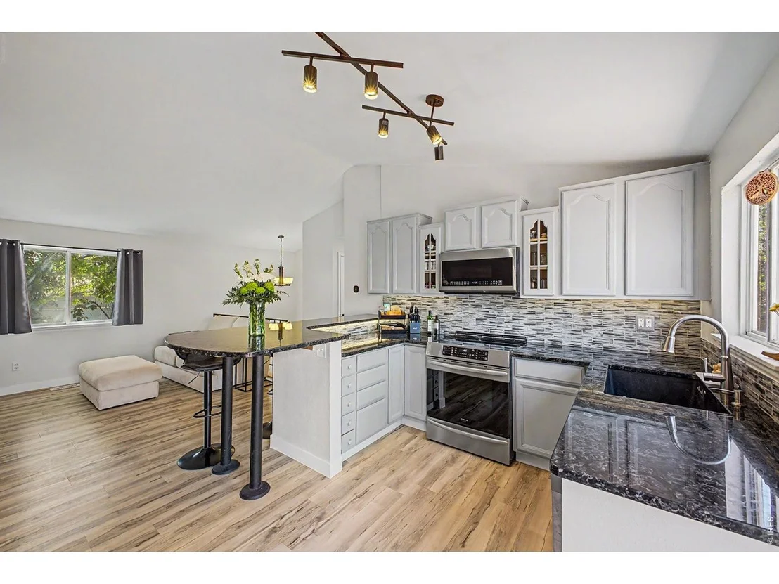Photo of 2185 Hackberry Cir