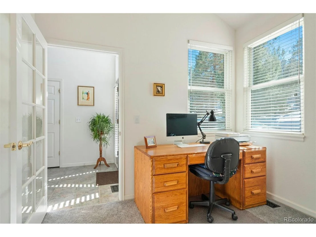 Photo of 31415 Forestland Dr
