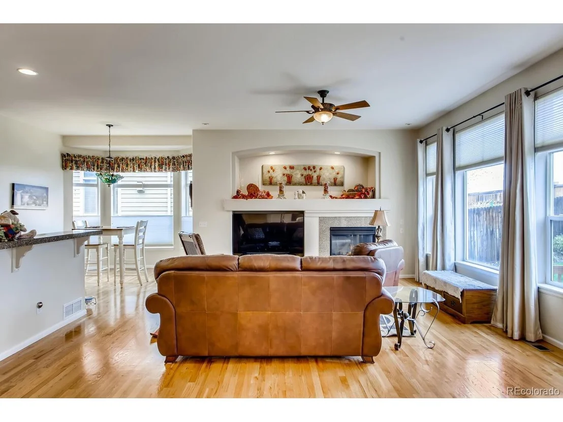 Photo of 5974 Stagecoach Ave