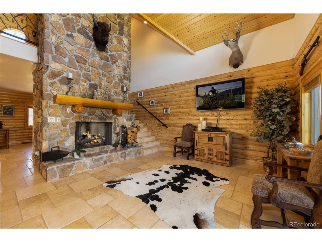 Photo of 918 Lindstrom Rd