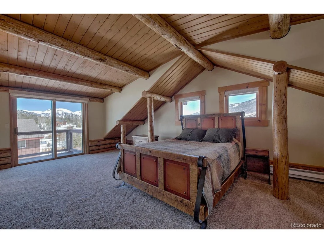 Photo of 64 Hideaway Ct