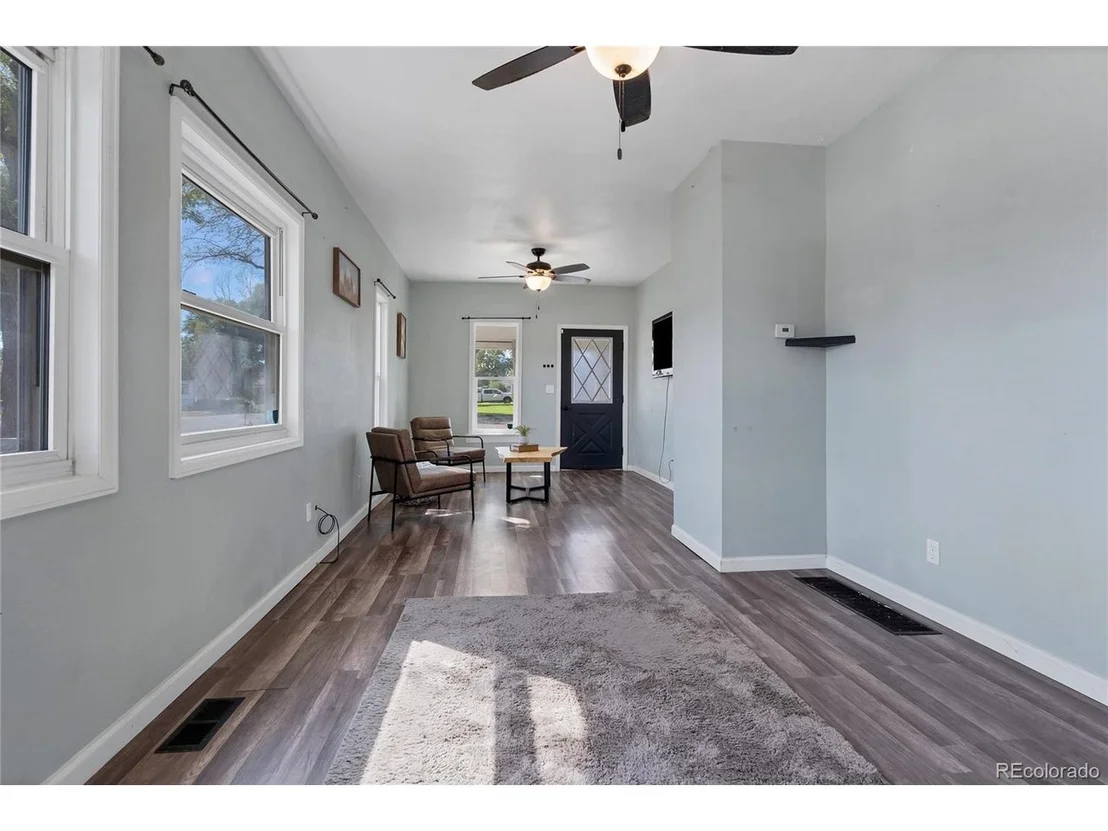 Photo of 402 Bent Ave