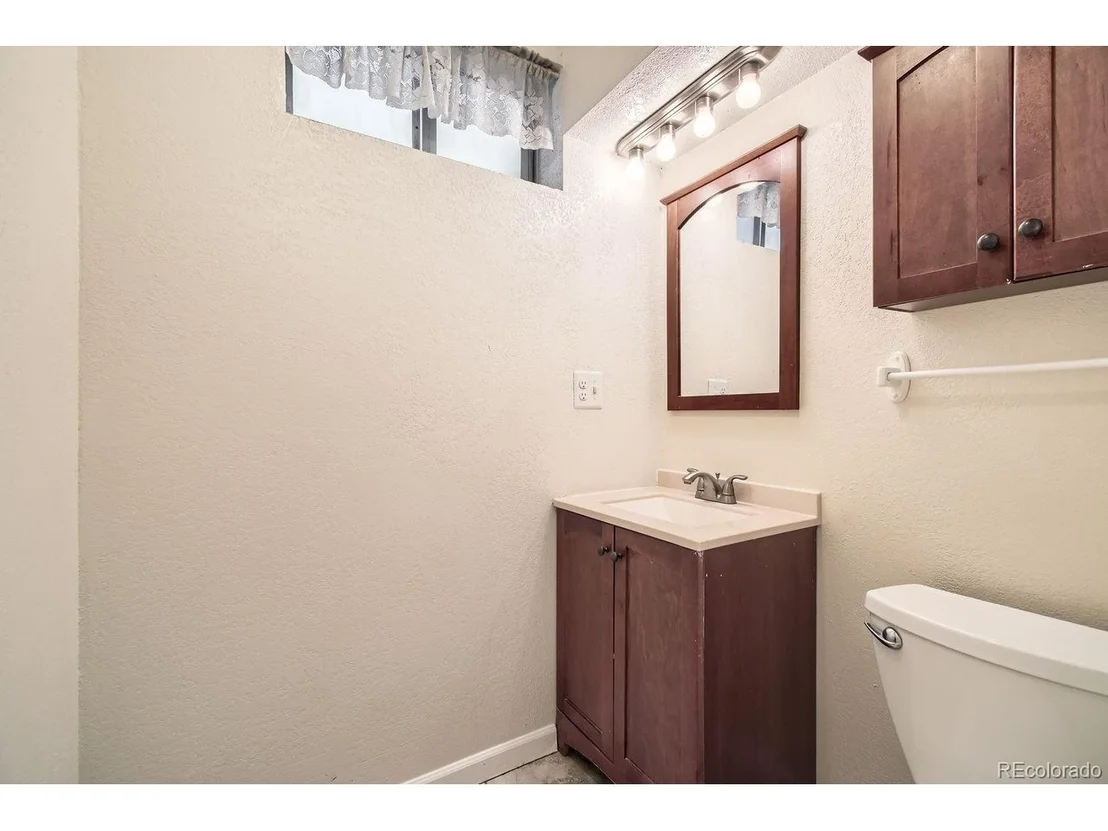 Photo of 7041 Ruth Way