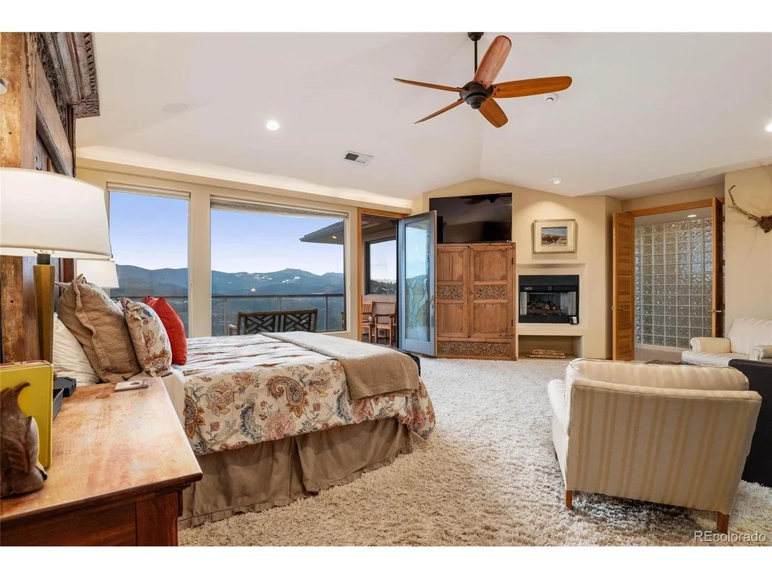 Photo of 25580 Sunset Ln