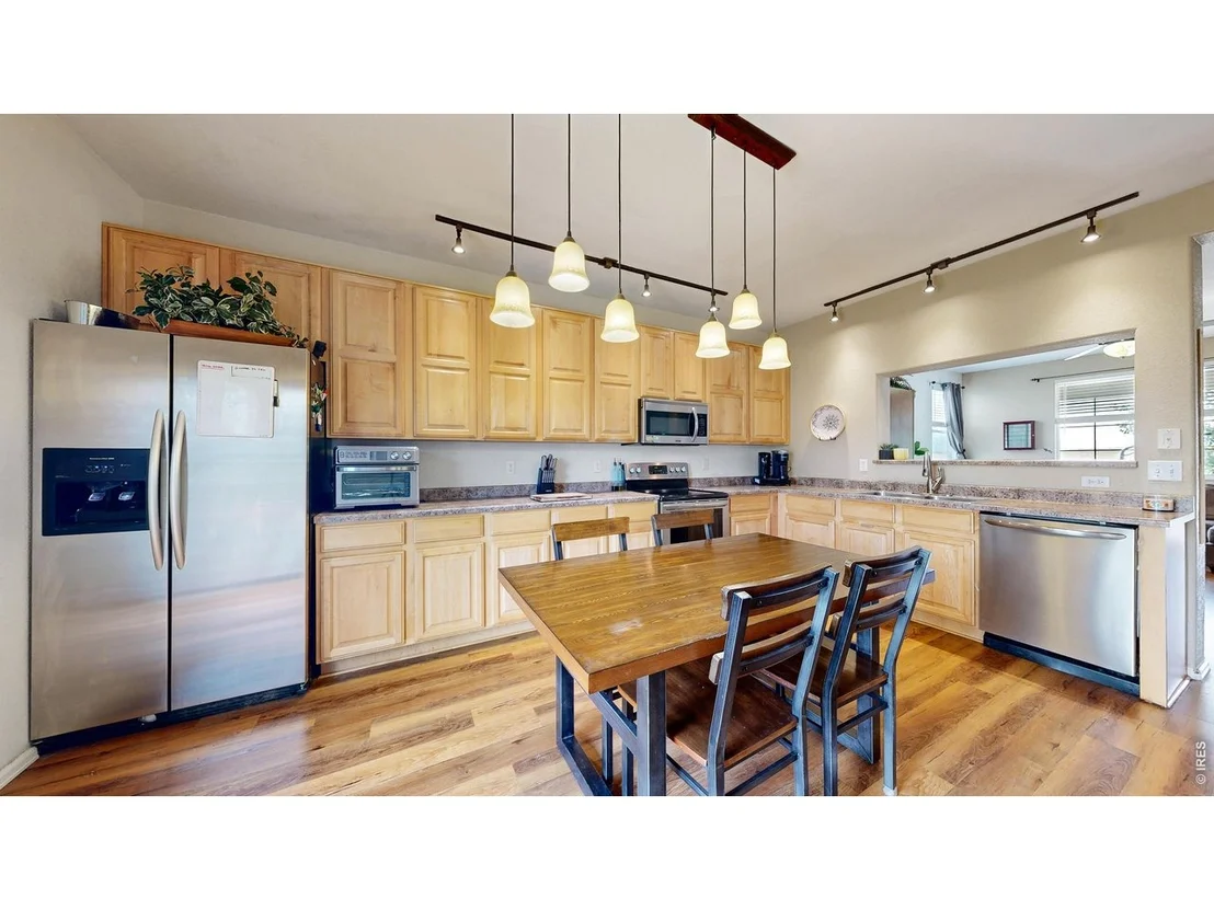 Photo of 7586 Triangle Dr