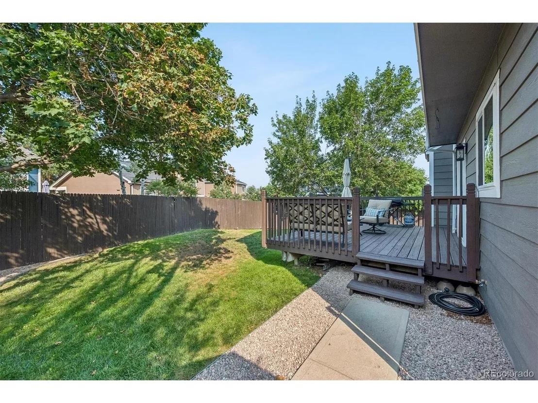 Photo of 16287 Blueleaf Pl