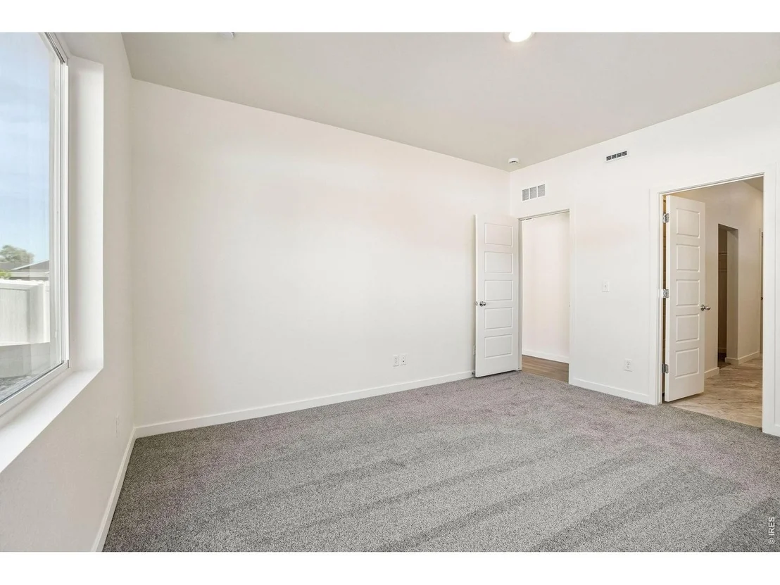 Photo of 509 85th Ave
