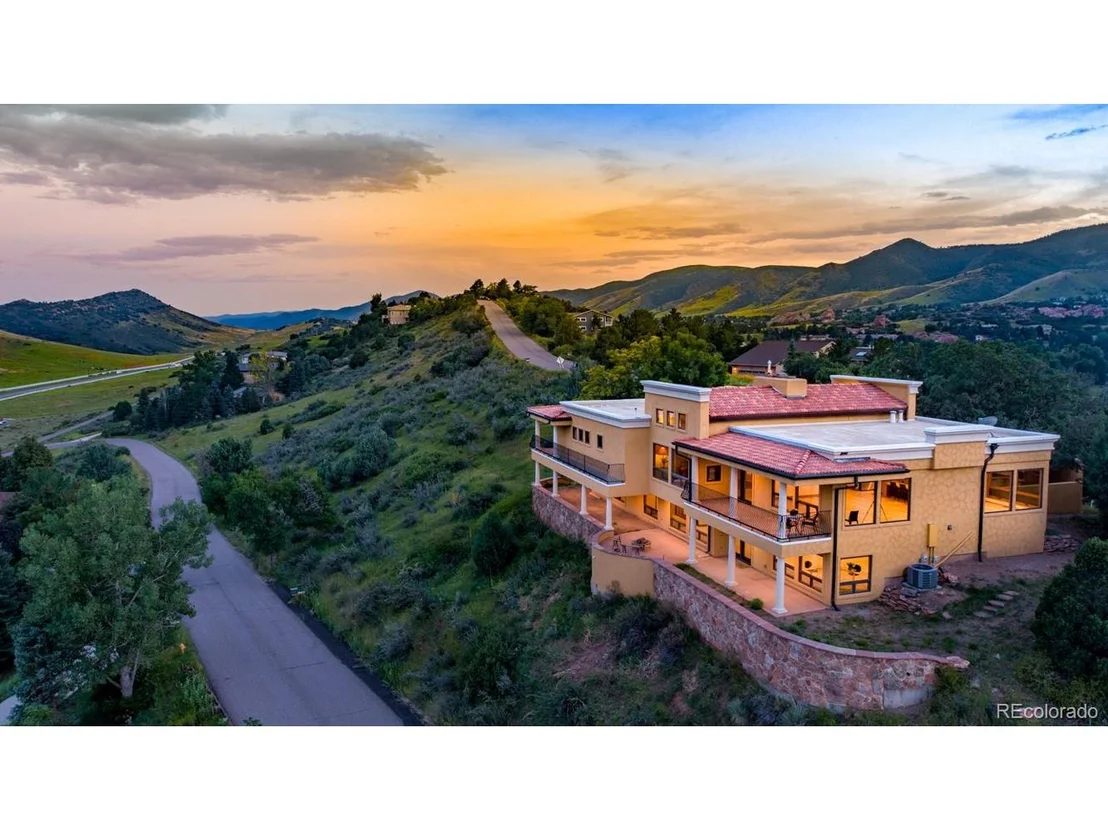 Photo of 5970 Crestbrook Dr