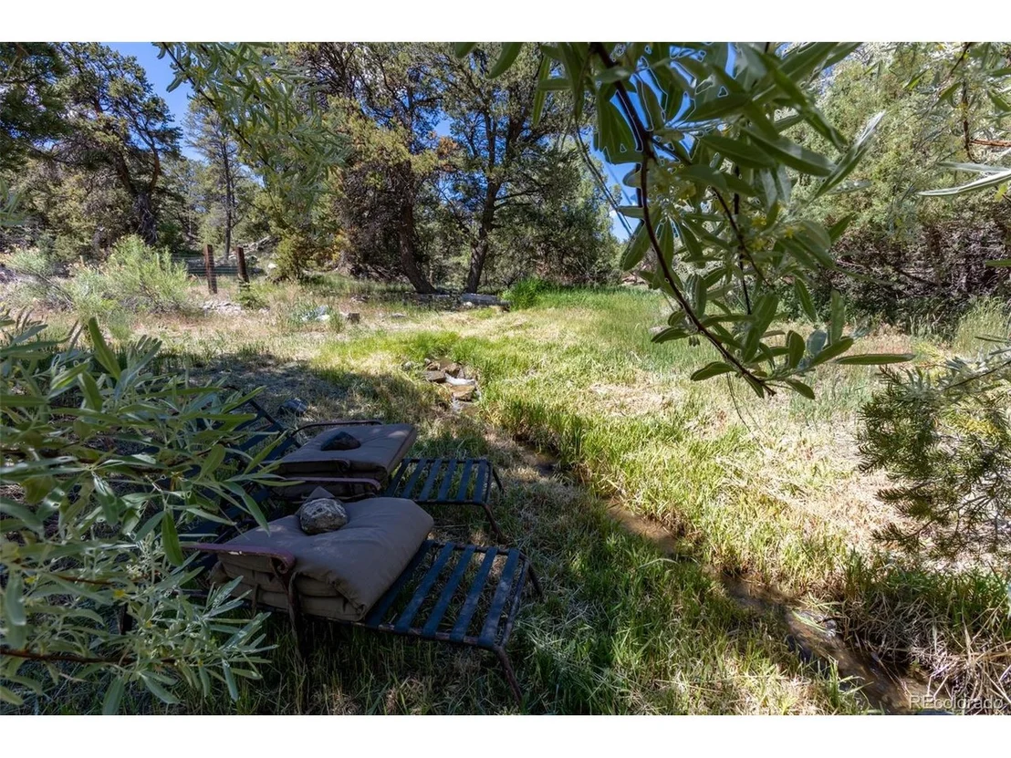 Photo of 689 County Road 4