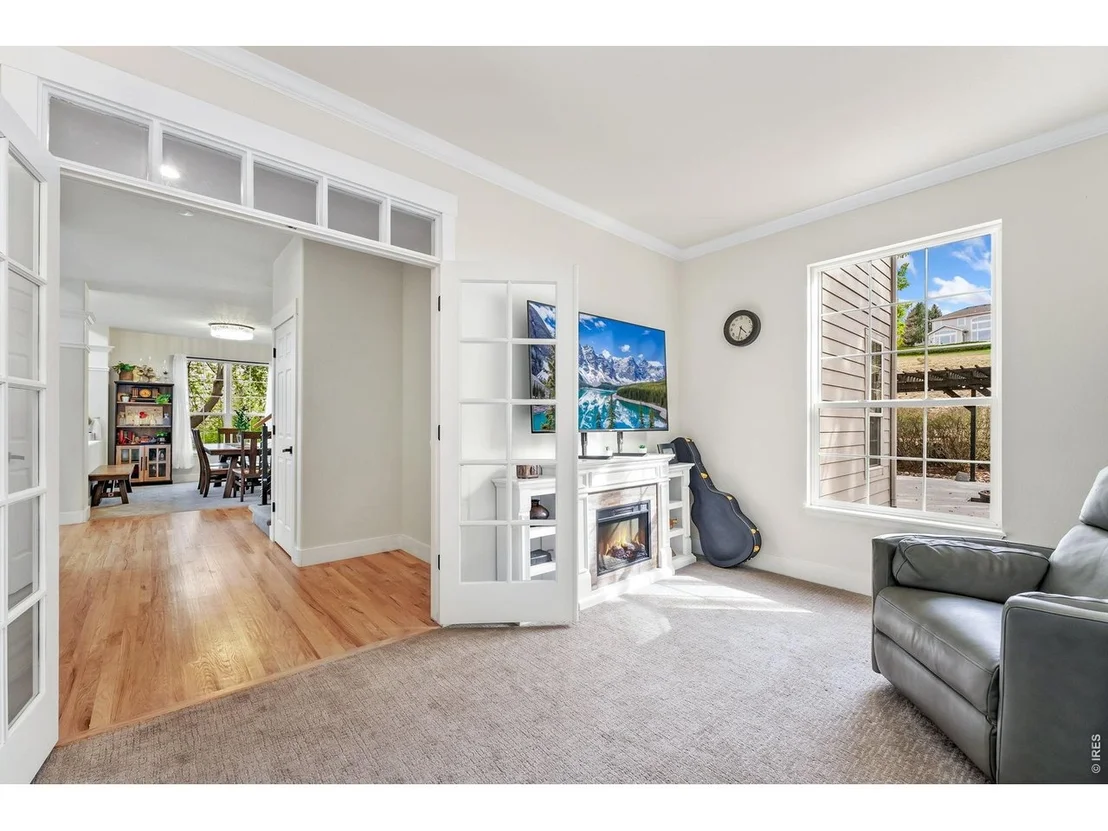 Photo of 2037 River West Dr